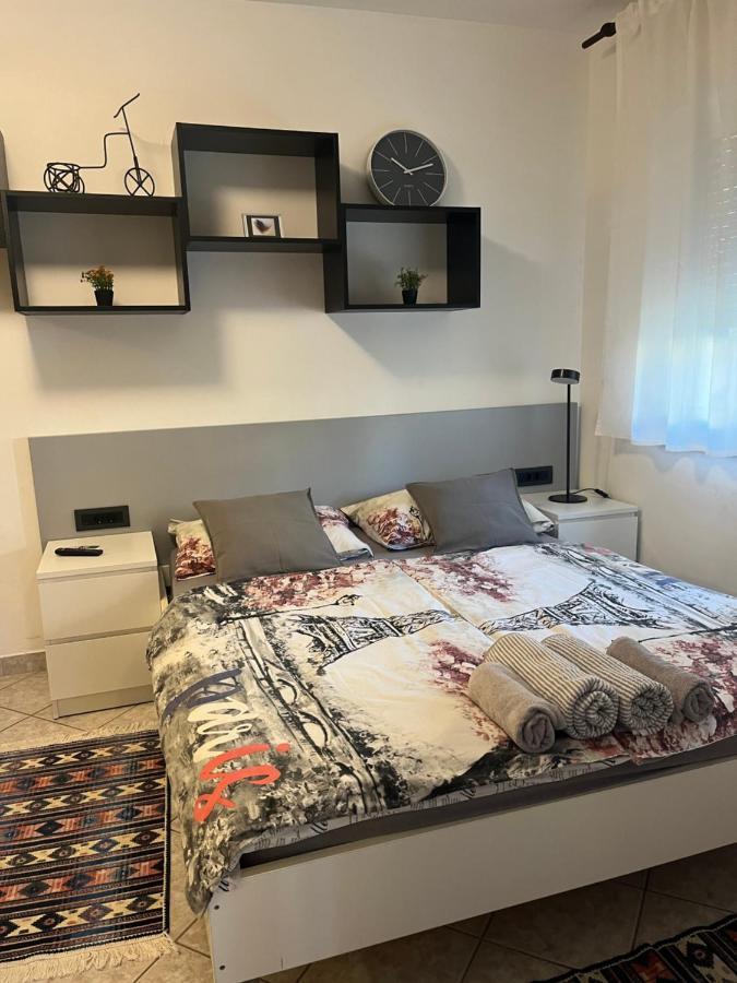 Lounge Appartment Luna Poreč Buitenkant foto